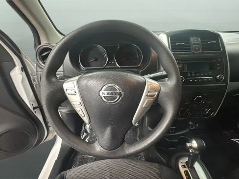 Used 2017 Nissan Versa SV FWD image 20