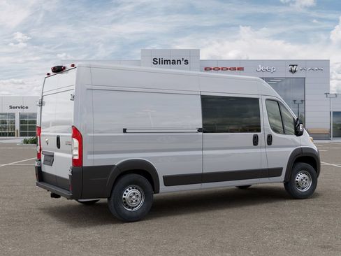 New 2026 RAM ProMaster 2500 w/ Crew Van Package FWD image 4