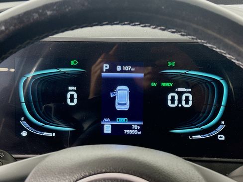 Used 2023 Kia Sportage EX AWD/4WD image 16