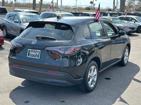 Used 2024 Honda HR-V LX image 3