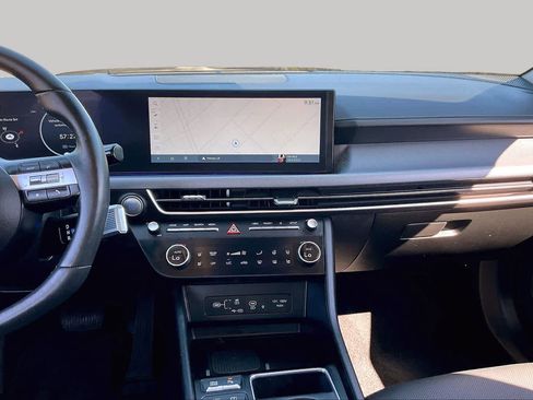 Used 2025 Hyundai Sonata Limited FWD image 7