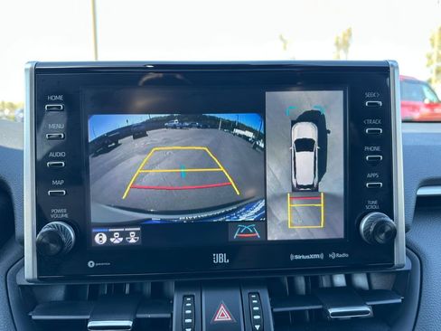 Used 2022 Toyota RAV4 XSE image 17