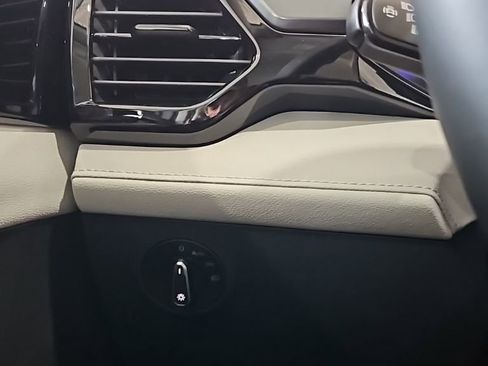 New 2026 Volkswagen Taos S FWD image 34