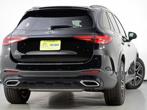 Used 2024 Mercedes-Benz GLC 300 w/ AMG Line image 5