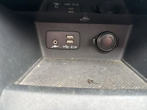 Used 2020 Subaru Forester Premium image 27