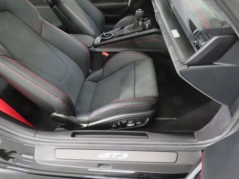 Certified 2026 Porsche 911 GT3 RWD image 48