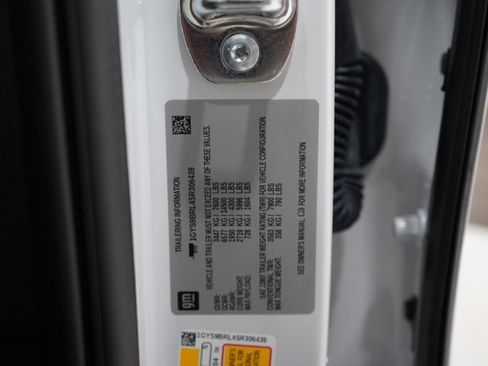 Used 2025 Cadillac Escalade Premium Luxury image 44