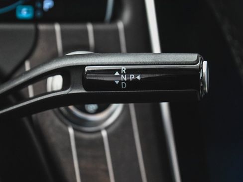 Used 2025 Mercedes-Benz E 350 4MATIC Sedan image 24