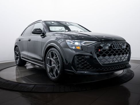 New 2026 Audi RS Q8 performance image 2