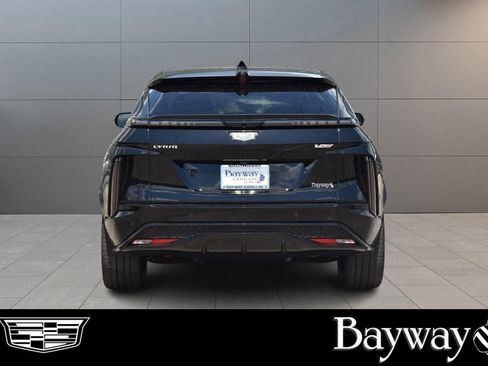 New 2026 Cadillac Lyriq V image 59