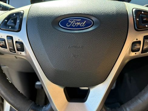 Used 2015 Ford Taurus SHO w/ Equipment Group 401A image 15