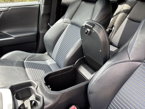 Used 2020 Toyota RAV4 XSE w/ XSE Grade Weather Package AWD/4WD image 25