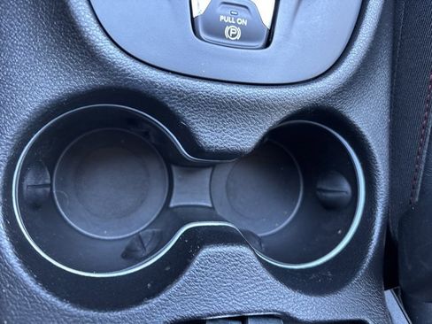 Used 2018 Jeep Cherokee Trailhawk image 35