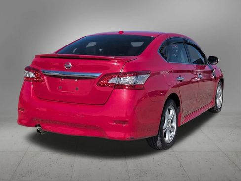 Used 2015 Nissan Sentra SR w/ SR Premium Package FWD image 6