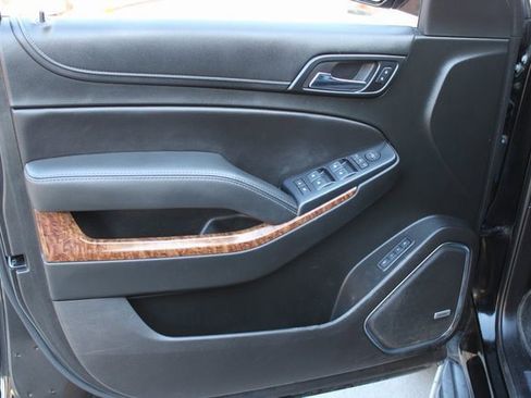 Used 2018 Chevrolet Tahoe Premier image 23