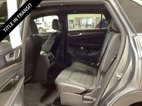 Used 2024 Volkswagen Atlas Cross Sport SEL R-Line AWD/4WD image 12
