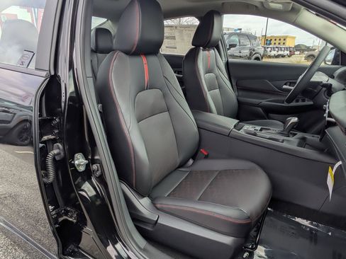 New 2026 Nissan Sentra SR w/ SR Premium Package image 33