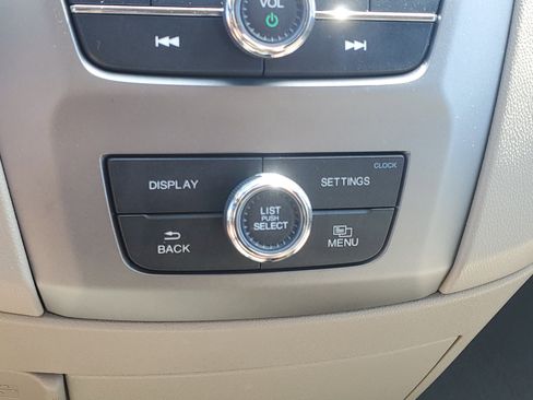 Used 2015 Honda Odyssey LX image 28