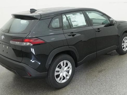 New 2026 Toyota Corolla Cross L FWD image 9