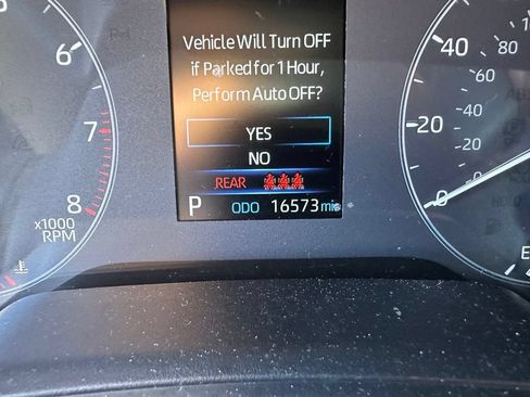 Used 2025 Toyota Corolla SE FWD image 10