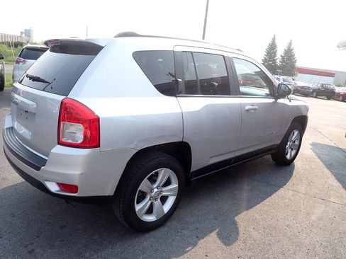 Used 2012 Jeep Compass Sport AWD/4WD image 6