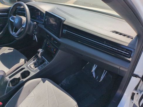 Used 2025 Volkswagen Jetta Sport FWD image 31