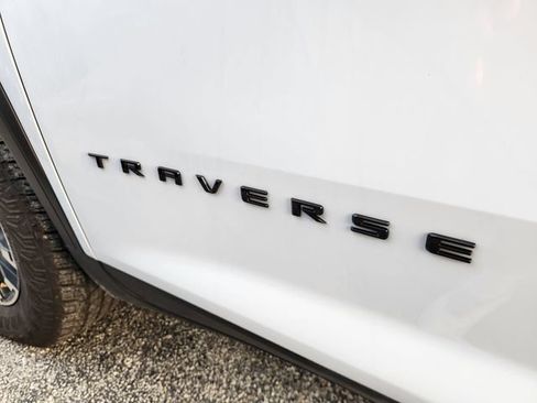 Used 2026 Chevrolet Traverse Z71 w/ Driver Confidence Package AWD/4WD image 9