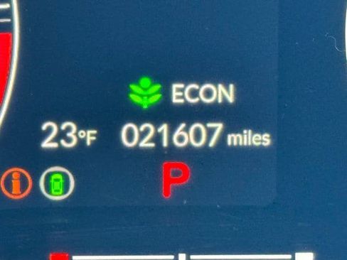 Used 2024 Honda Civic Sport image 12