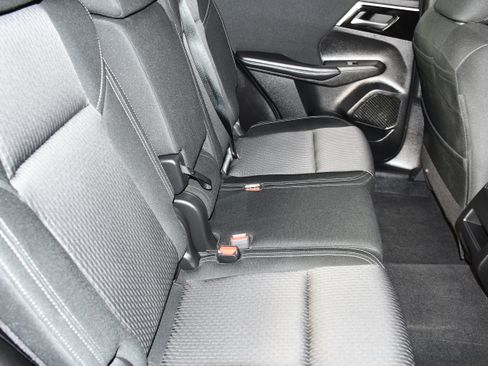 Used 2024 Mitsubishi Outlander ES AWD/4WD image 42