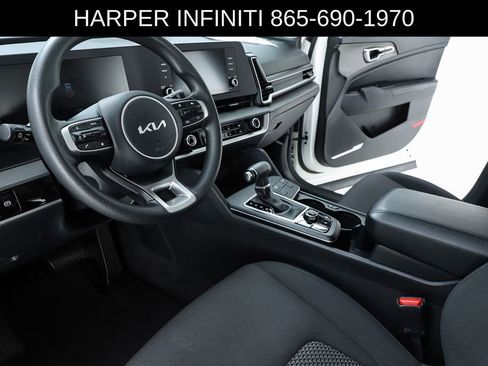Used 2023 Kia Sportage LX AWD/4WD image 56