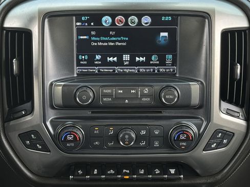 Used 2018 Chevrolet Silverado 2500 LTZ w/ Duramax Plus Package image 20