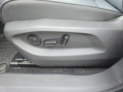 New 2026 Volkswagen Tiguan SE AWD/4WD image 29