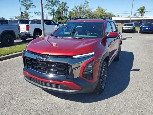New 2026 Chevrolet Equinox ACTIV w/ LPO, Floor Liner Package image 1