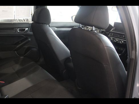 Certified 2024 Honda Civic Sport image 16