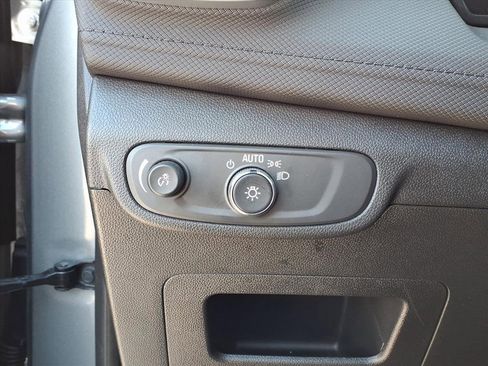 Certified 2024 Chevrolet TrailBlazer LT w/ LT Cold Weather Package image 17