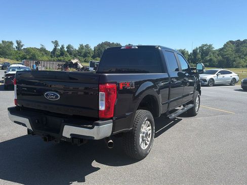 Used 2019 Ford F250 XL w/ STX Appearance Package AWD/4WD image 5