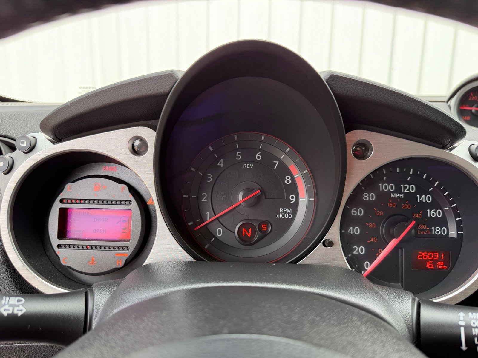 Used 2019 Nissan 370Z Coupe RWD image 17