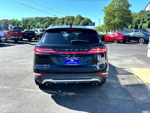 Used 2017 Lincoln MKC Reserve image 6