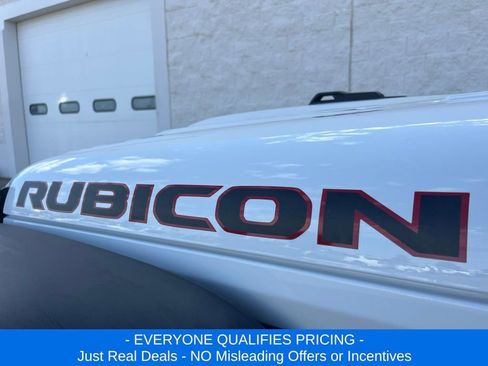 New 2025 Jeep Gladiator Rubicon w/ Convenience Group image 4