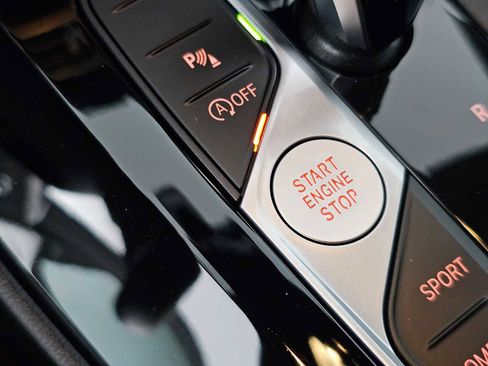 Used 2024 BMW X3 sDrive30i w/ Premium Package image 30