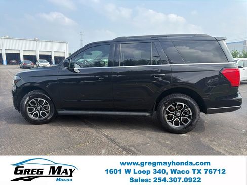 Used 2023 Ford Expedition XLT RWD image 6