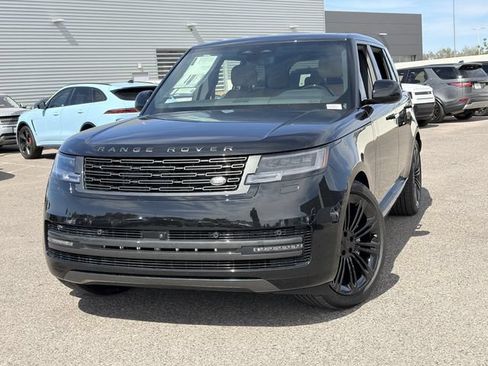 New 2026 Land Rover Range Rover Long Wheelbase SE AWD/4WD image 3