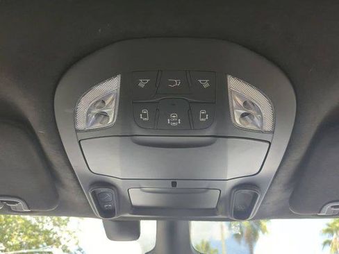 Certified 2022 Chrysler Pacifica Pinnacle FWD image 25
