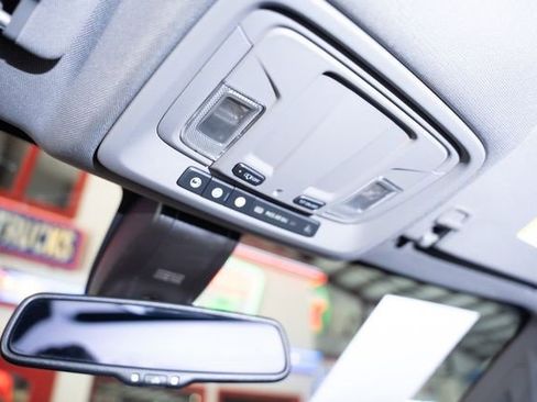 Used 2022 Chevrolet Silverado 3500 LT w/ Convenience Package image 23