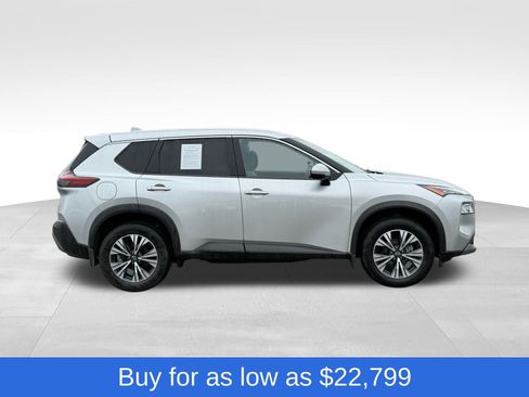 Used 2023 Nissan Rogue SV image 8
