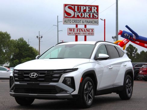 Used 2025 Hyundai Tucson SEL FWD image 7