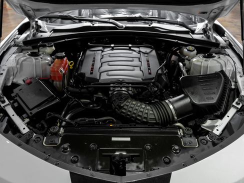 Used 2022 Chevrolet Camaro LT w/ RS Package image 47