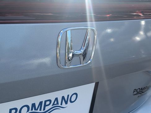 Certified 2022 Honda Civic Sport Touring image 17