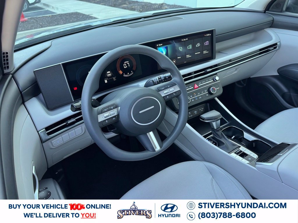New 2026 Hyundai Tucson SE w/ Tow & Go Package FWD image 3