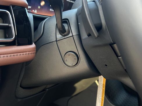 New 2026 Lincoln Aviator Reserve AWD/4WD image 13